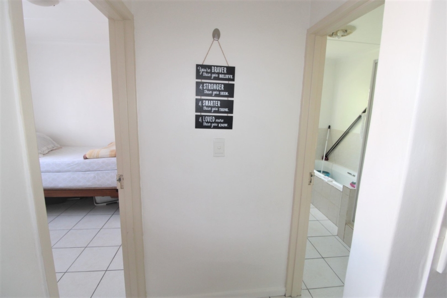 1 Bedroom Property for Sale in Guldenland Western Cape